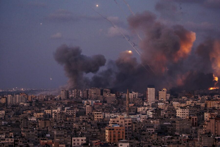 Хамас: Нападот на Израел ги загрозува животите на стотици илјади цивили во Рафах
