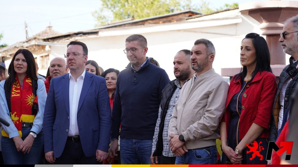 Мицкоски: Потребна е масовна излезност на 8 мај за да ги пратиме во опозиција ДУИ кои ја ограбуваат и ја ставаат Македонија на колена