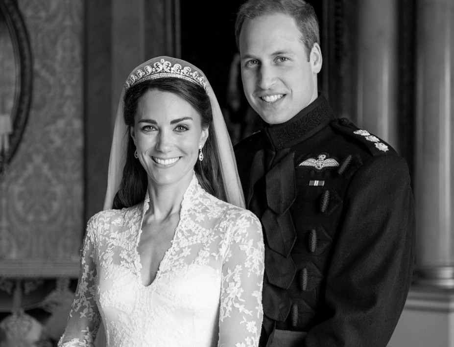 Црно-бела фотографија објавена на годишнината на свадбата на Кејт и Вилијам, фановите шокирани