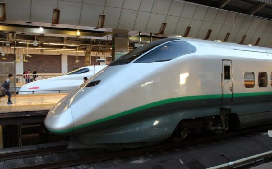 Воз во Јапонија задоцнил 17 минути