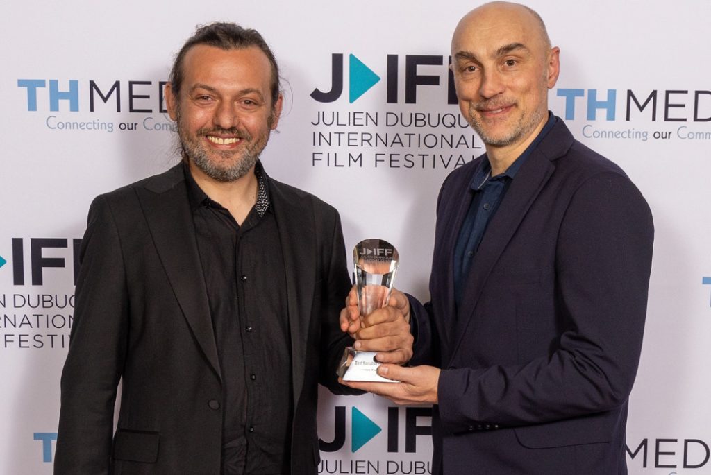 „Лена и Владимир“ награден на Julien Dubuque International Film Festival
