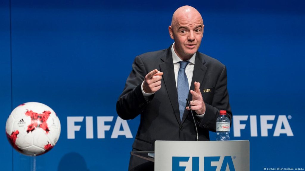 Проблем за ФИФА – Фудбалерите се заканија со тужба