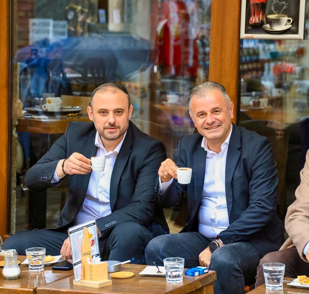 Ѓорѓиевски и Ганиу испија кафе во Чаршијата: обајцата очекуваат вистински партнер во новата влада
