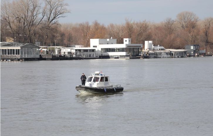 Загинаа две лица, а пет се водат како исчезнати по судар на чамец и крузер во Дунав кај Будимпешта