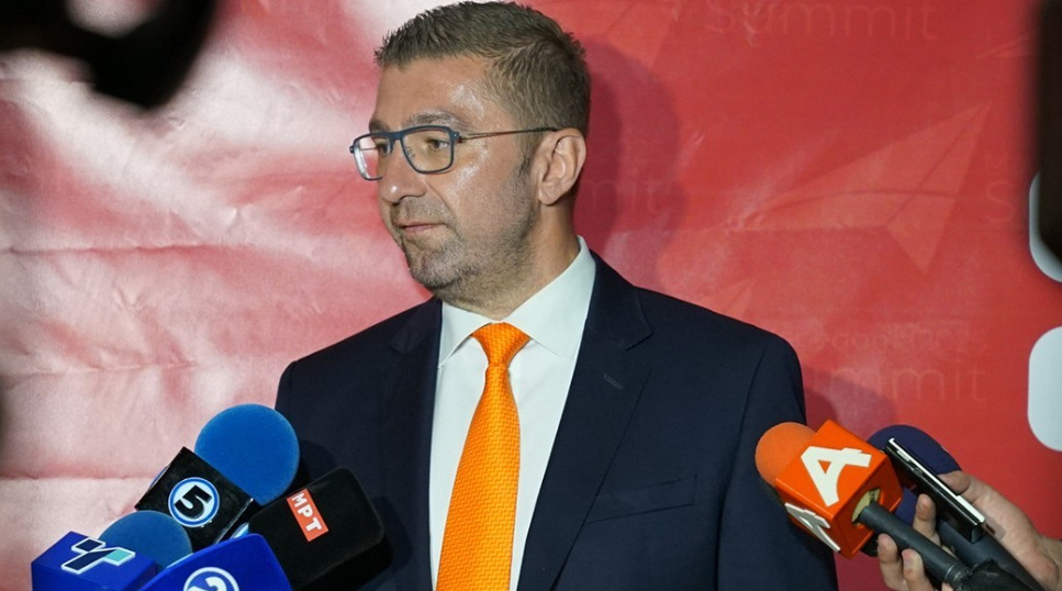 Мицкоски: Во моментот ВМРО-ДПМНЕ има консолидирано точно 61 пратеник а продолжуваат и разговорите со идните потенцијални партнери како коалицијата Вреди