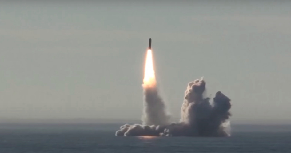 (Видео) Русија ја пушти во употреба интерконтиненталната ракета Булава