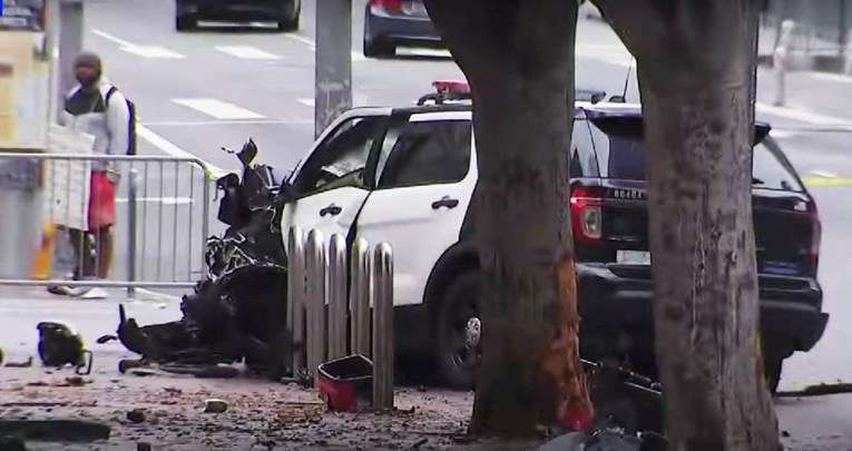 (Видео) Маж во САД украл полициско возило, полицајката била внатре
