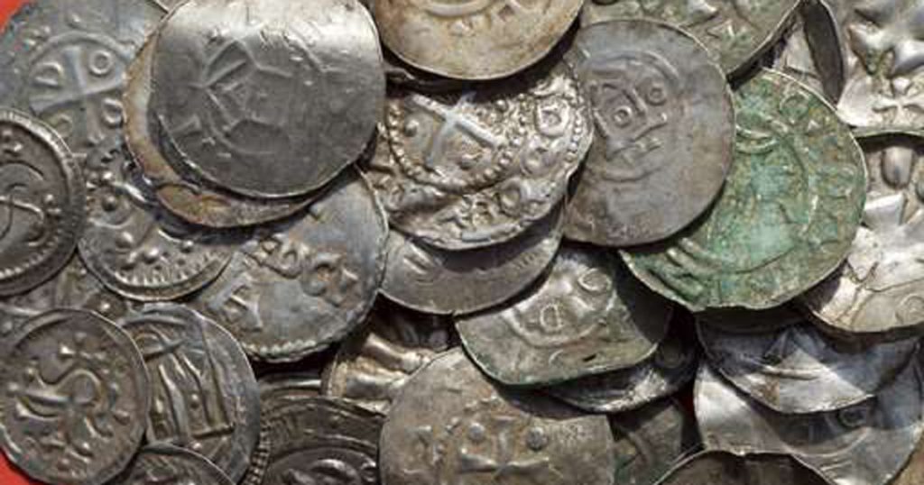Кривична за битолчанец: во неговото возило пронајдени стари монети, дел од културно наследство