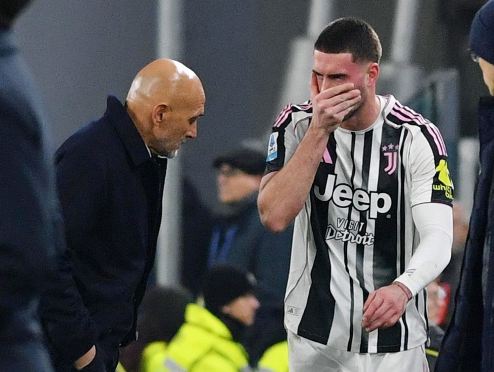 Влаховиќ успешно опериран, ќе паузира 14 недели