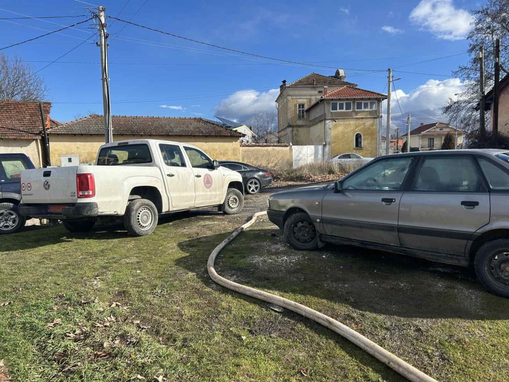 Во Охрид најкритично во Далјан, се излеа и Кочанска река – извештај за состојбата по обилните дождови