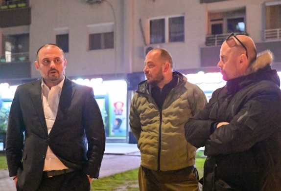 Орце во ноќен увид на улиците кои се реконструираат низ Скопје, вели се работи и дење и ноќе