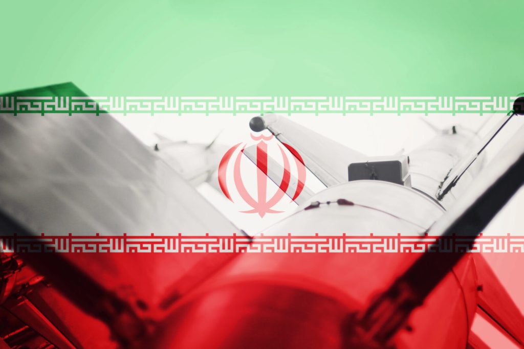 (Видео) Нови израелски напади врз Техеран, експлозии одекнаа во центарот на градот