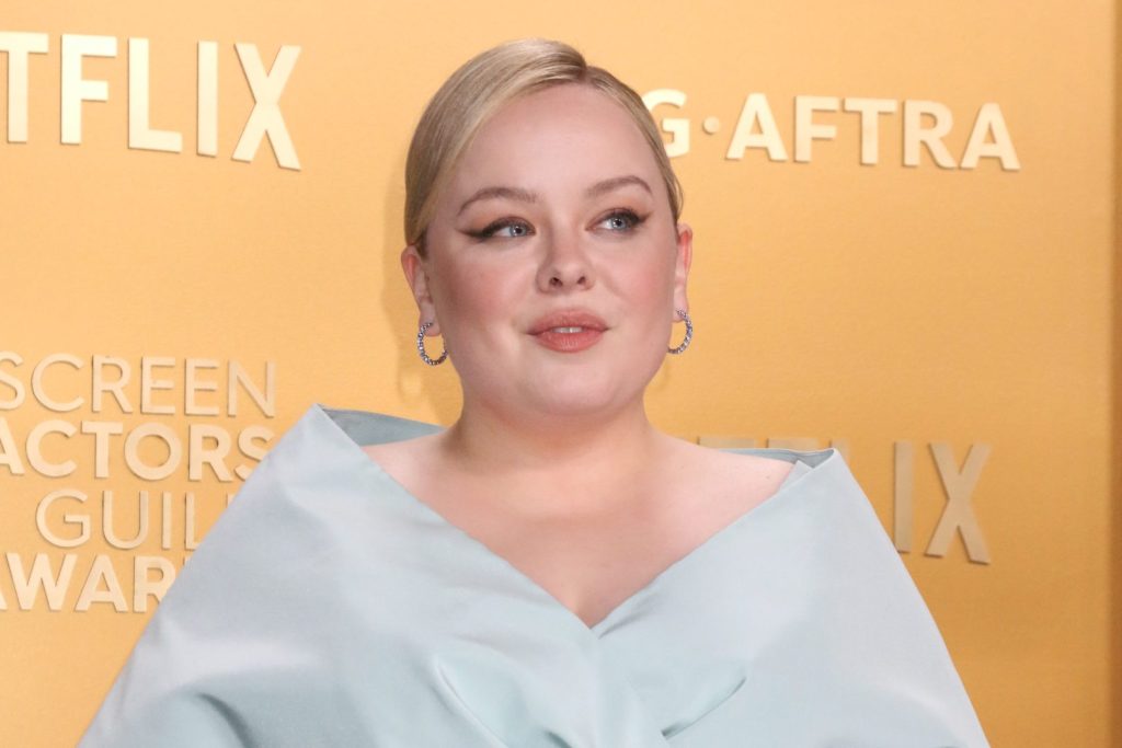 Ѕвездата од „Бриџертон“ проговори отворено: „Сè се сведува на тоа како изгледам“