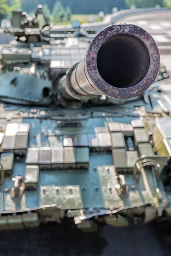 Шефот на иранската армија: Ниеден американски војник не смее да преживее во случај на копнена инвазија