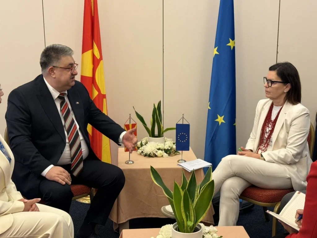 Интензивиран дијалогот со Европската комисија: Реформите во фокусот на средбата меѓу Минчев и Суперти