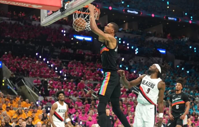 Сан Антонио поведе против Портланд, брејк на Орландо во Детроит