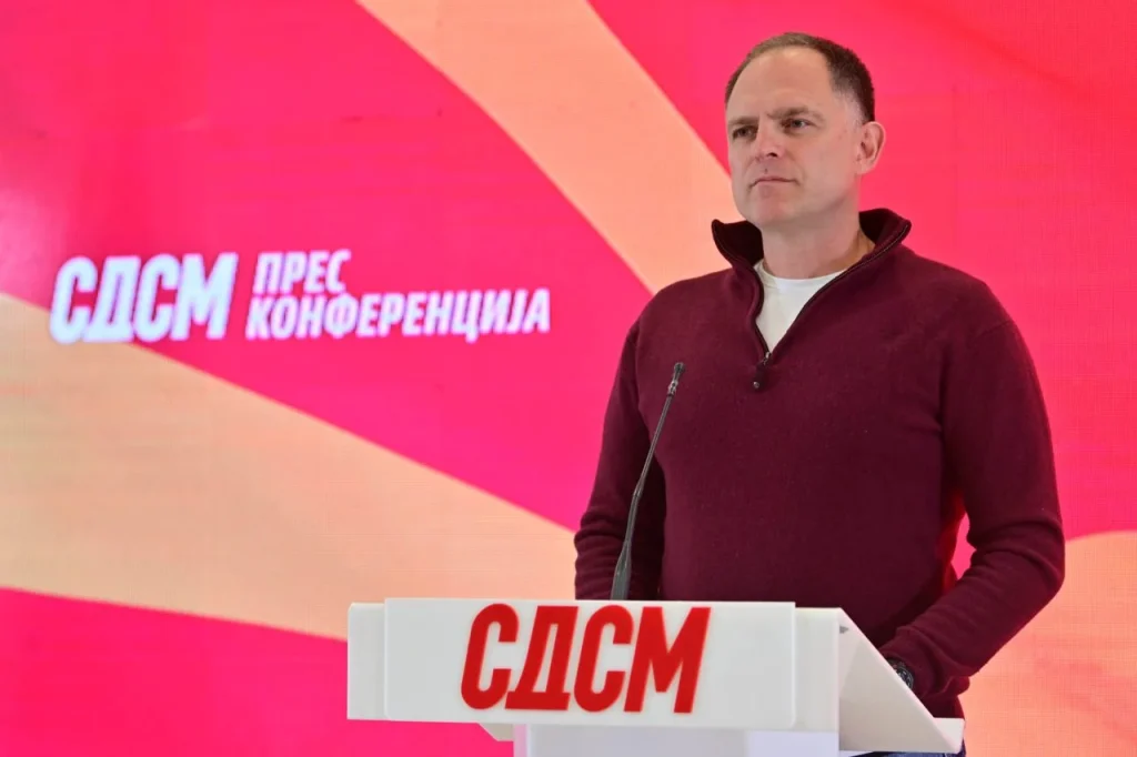 (Видео) „Целосна негрижа и запоставени спортски игралишта, до толку ли Аеродром нема пари“, прашуваат од СДСМ