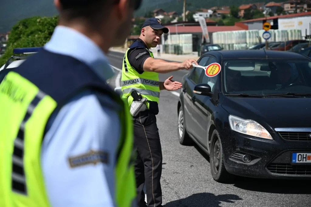 Полицијата фати возачи без возачка, пијани и со забрана за управување автомобил
