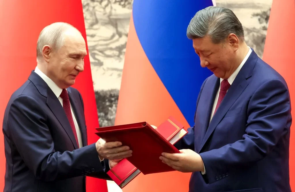 Ши и Путин ја критикуваа нуклеарната политика на САД, сакаат поправедно глобално управување