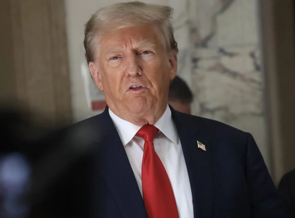 Трамп: САД на крајот ќе го преземат збогатениот ураниум на Иран