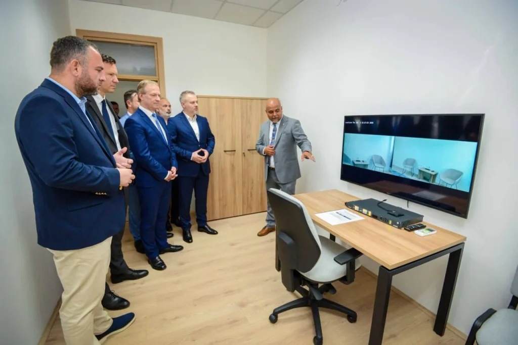 Тошковски: Отворени нови простории за разговор со деца во СВР Струмица