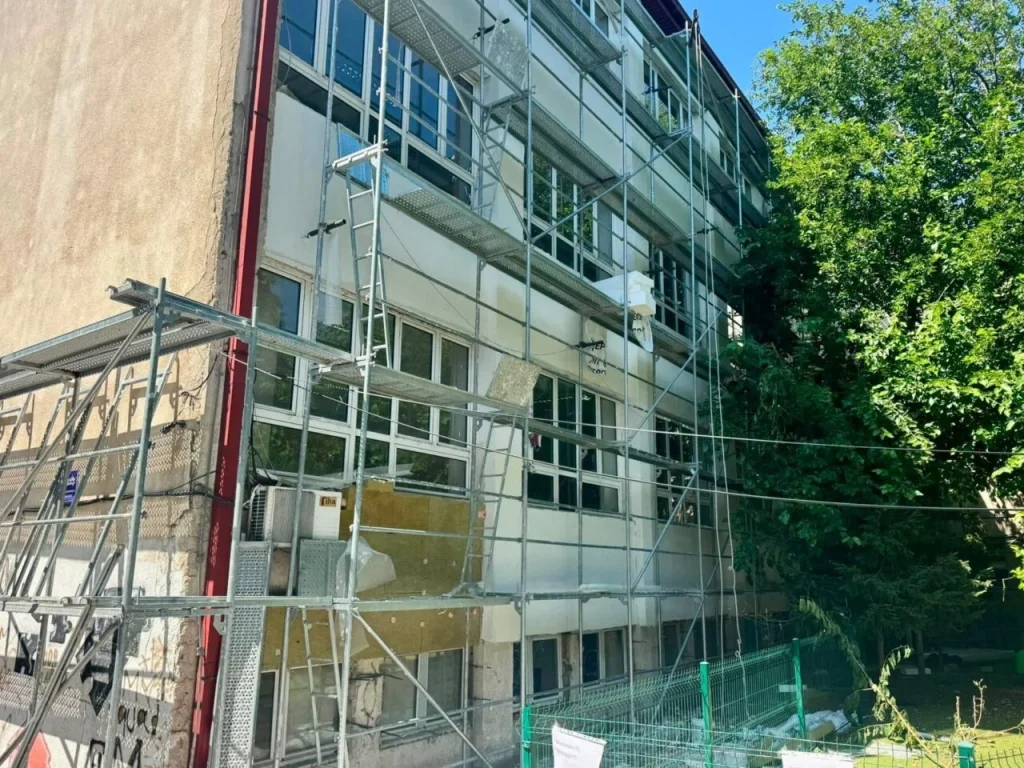 Училиштето „Св. Кирил и Методиј“ во Центар добива нова фасада