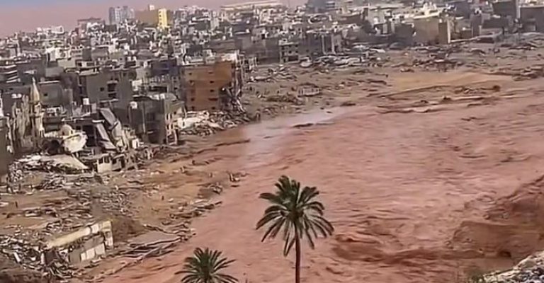 Видео-Катастрофа-во-Либија-пукнаа-брани-уништен-град-илјадници-мртви.jpg