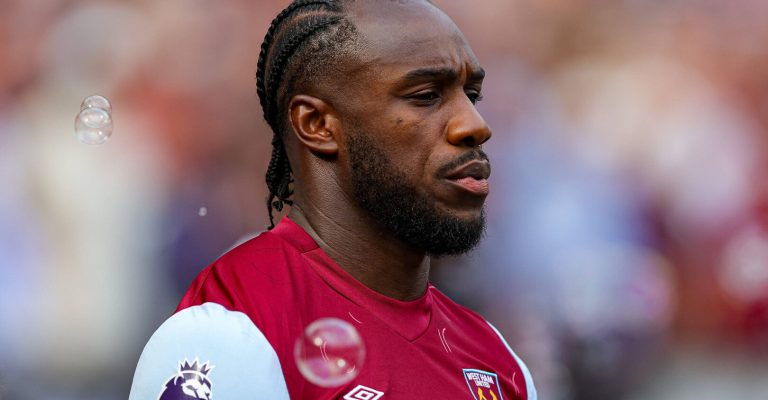 1695132950-Michail-Antonio.jpg