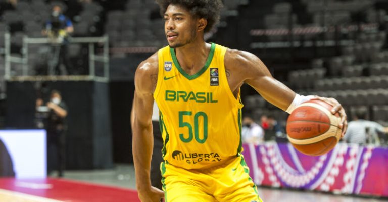 1698691695-Bruno-Caboclo-750x500-1.jpg