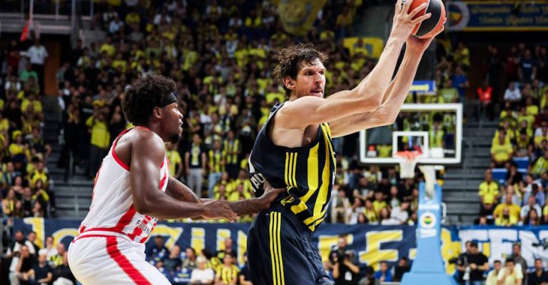 17c9bf0c-boban-marjanovic-handles-fenerbahce-vs-olympiacos-euroleague.jpg