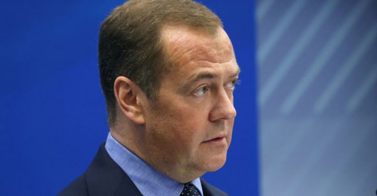 677z381_677z381_1-medvedev.jpg