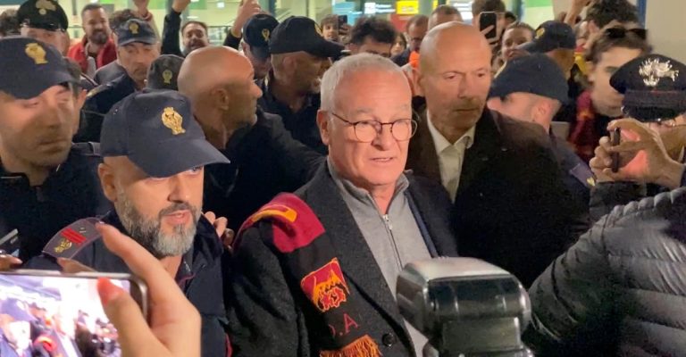 Claudio-Ranieri-Roma-scarf.jpg