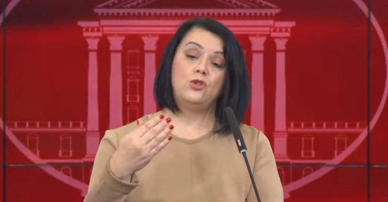 Elena-Petrova.jpg
