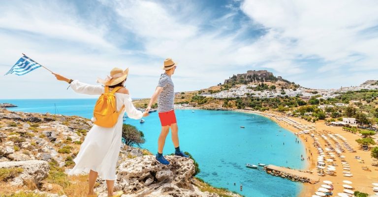 Greece-Plans-To-Be-Top-Tourism-Destination-This-Summer