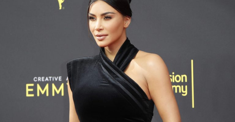 Kim-kardashijan-Depositphotos_308519074_XL.jpg