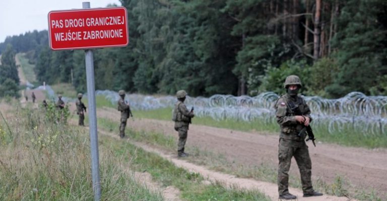 Poland-Belarus-border-soldiers-scaled-800x450.jpg