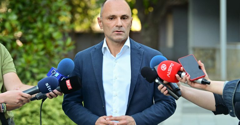 Venko-SDSM.jpg