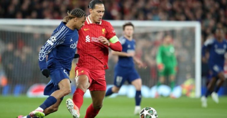 Virgil-van-Dijk-Liverpool-vs-PSG-Istimewa-2-696x456-1.jpg
