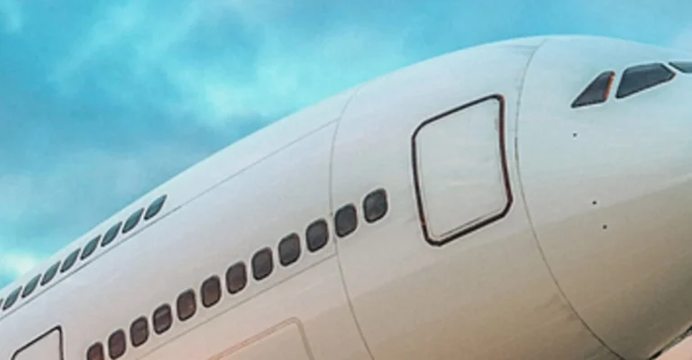 avion-so-zoom-depositphotos-screenshot-2026-10-10-203901.webp
