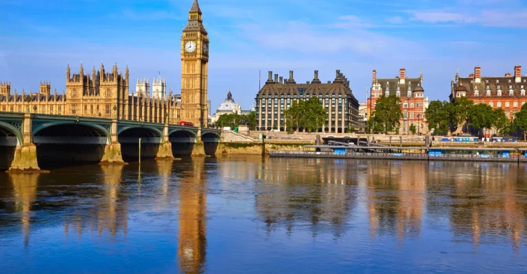 big-ben-clock-tower-and-depositphotos_140398590_xl.webp