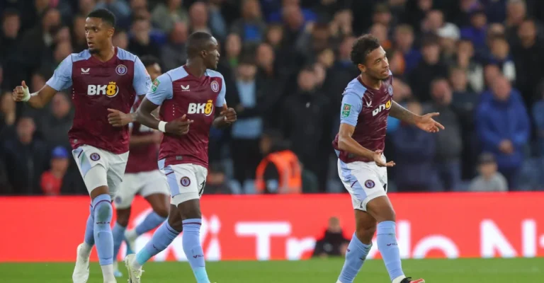 boubacar-kamara-aston-villa-celebrates-depositphotos_678230206_xl.webp
