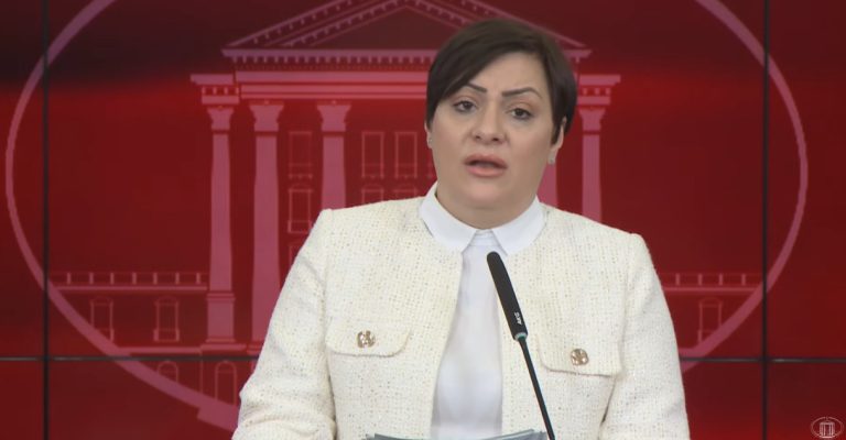 dimitrieska-kocoska-pres.jpg