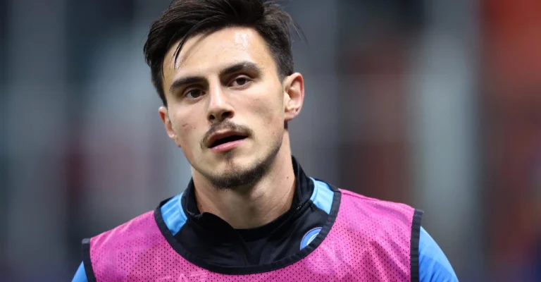 eljif-elmas-ssc-napoli-uefa-depositphotos_651741170_xl.webp