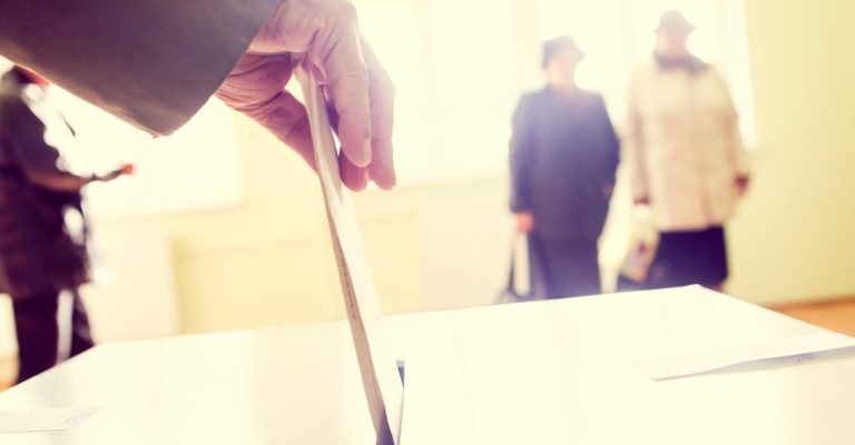 izbori-referendum-opshta-Depositphotos_58714473_L.jpg