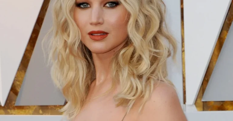 jennifer-lawrence-arrivals-90th-academy-depositphotos_267948932_xl.webp