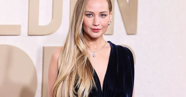 jennifer-lawrence-wearing-dior-haute-depositphotos_695875990_xl.webp
