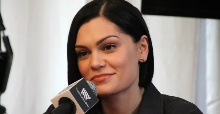 jessie-j-depositphotos_58732083_s.webp