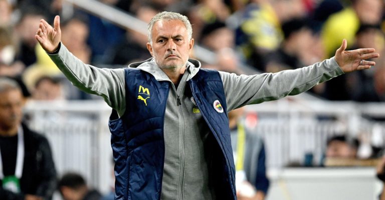 jose-mourinho-fenerbahce.jpg