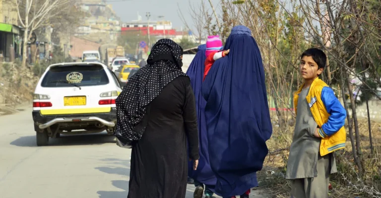 kabul-zeni-depositphotos_454612726_xl.webp