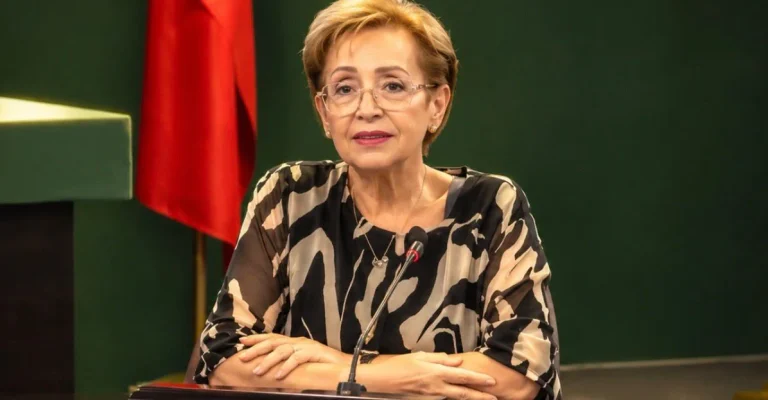 katerina-canevska.webp